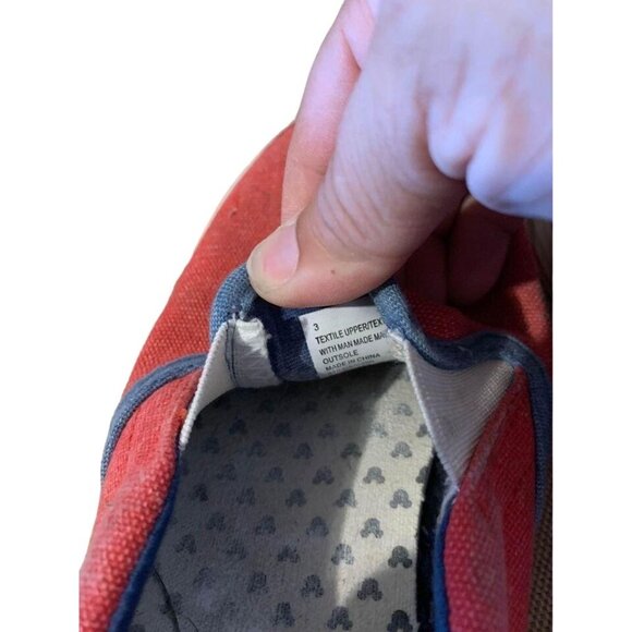 👗 2/$30 👗 Vintage Red Canvas Mickey Mouse Shoes sz 3 - Picture 4 of 7